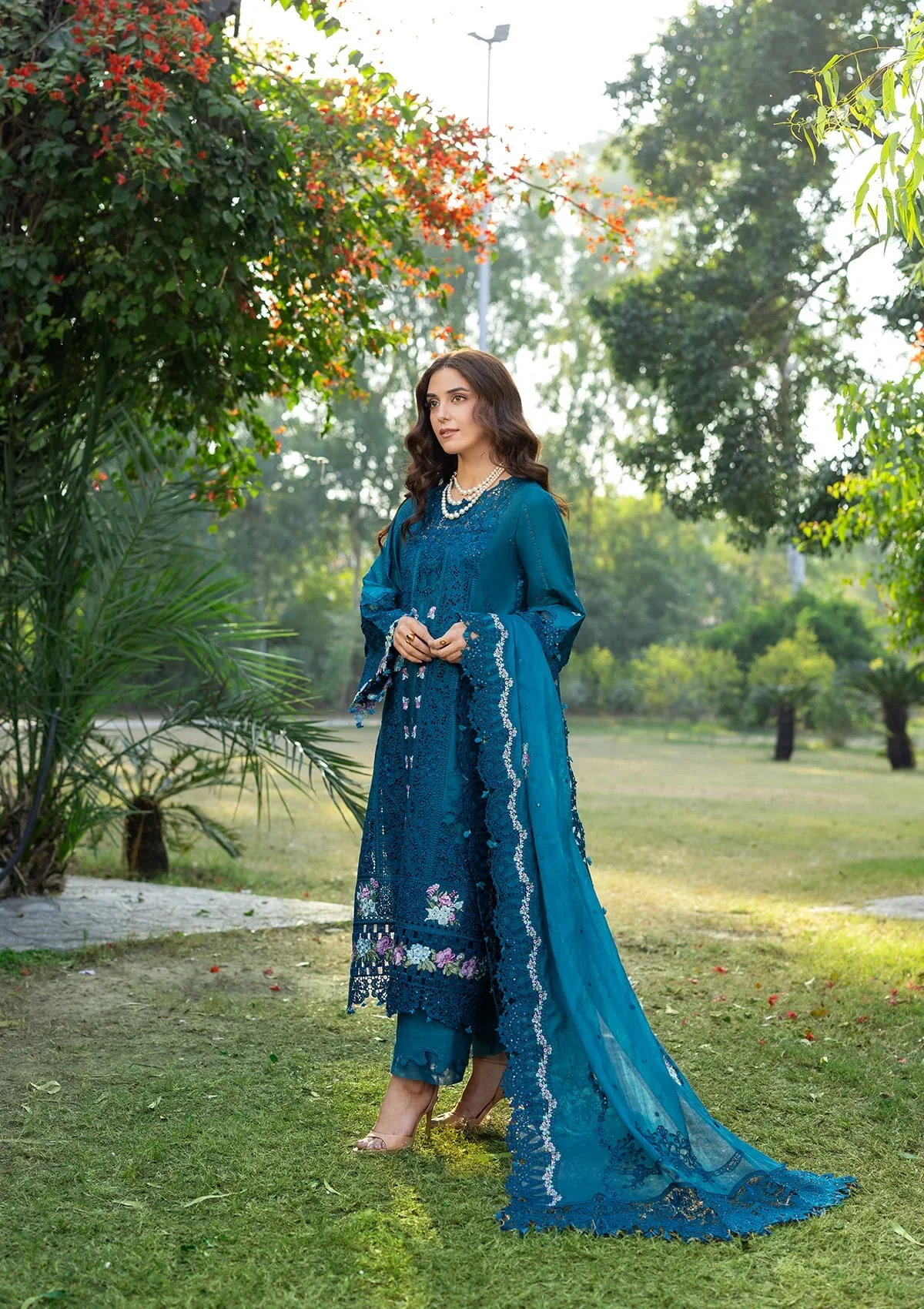 Elaf Premium Embroidered Luxury Lawn Unstitched 3Pc Suit SAPPHIRE