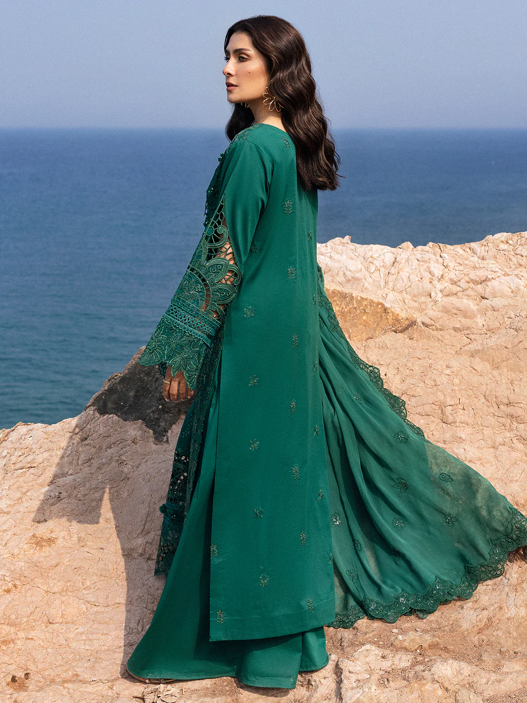 Mahnur Luxury Embroidered Unstitched Lawn Collection Eirene
