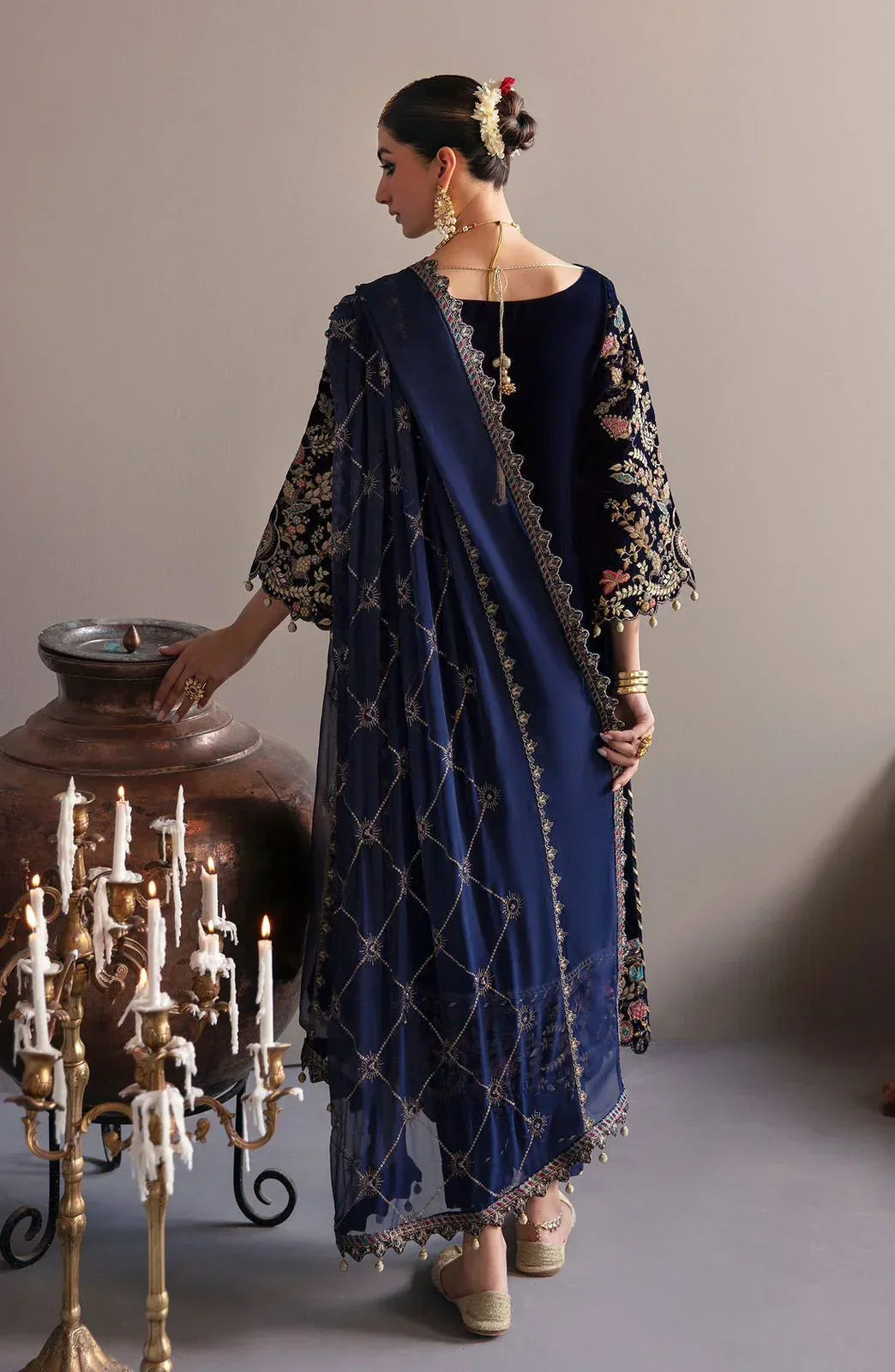 Emaan Adeel Makhmal Embroidered Velvet Unstitched 3Pc Suit FALAK