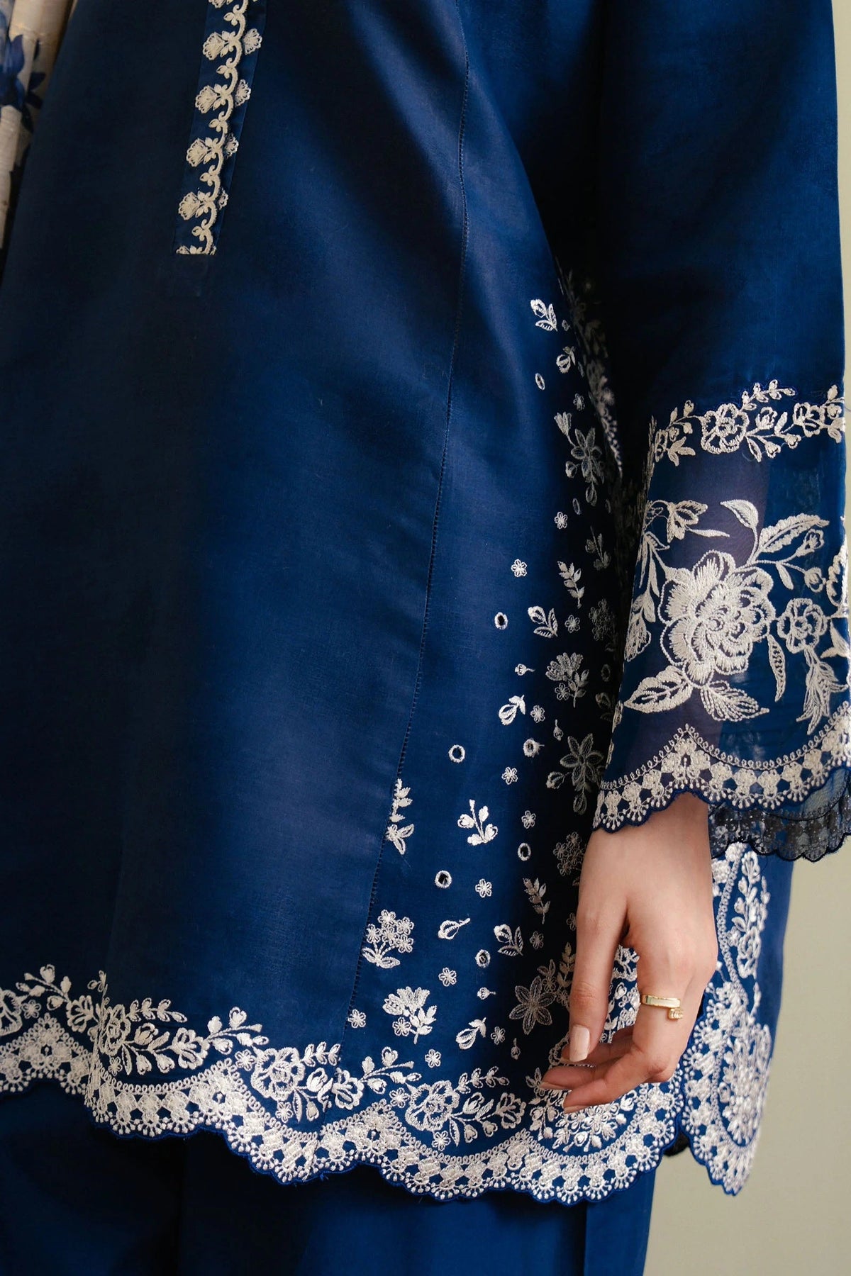 Coco By Zara Shahjahan - Lawn Embroidered 3 Piece Unstitched