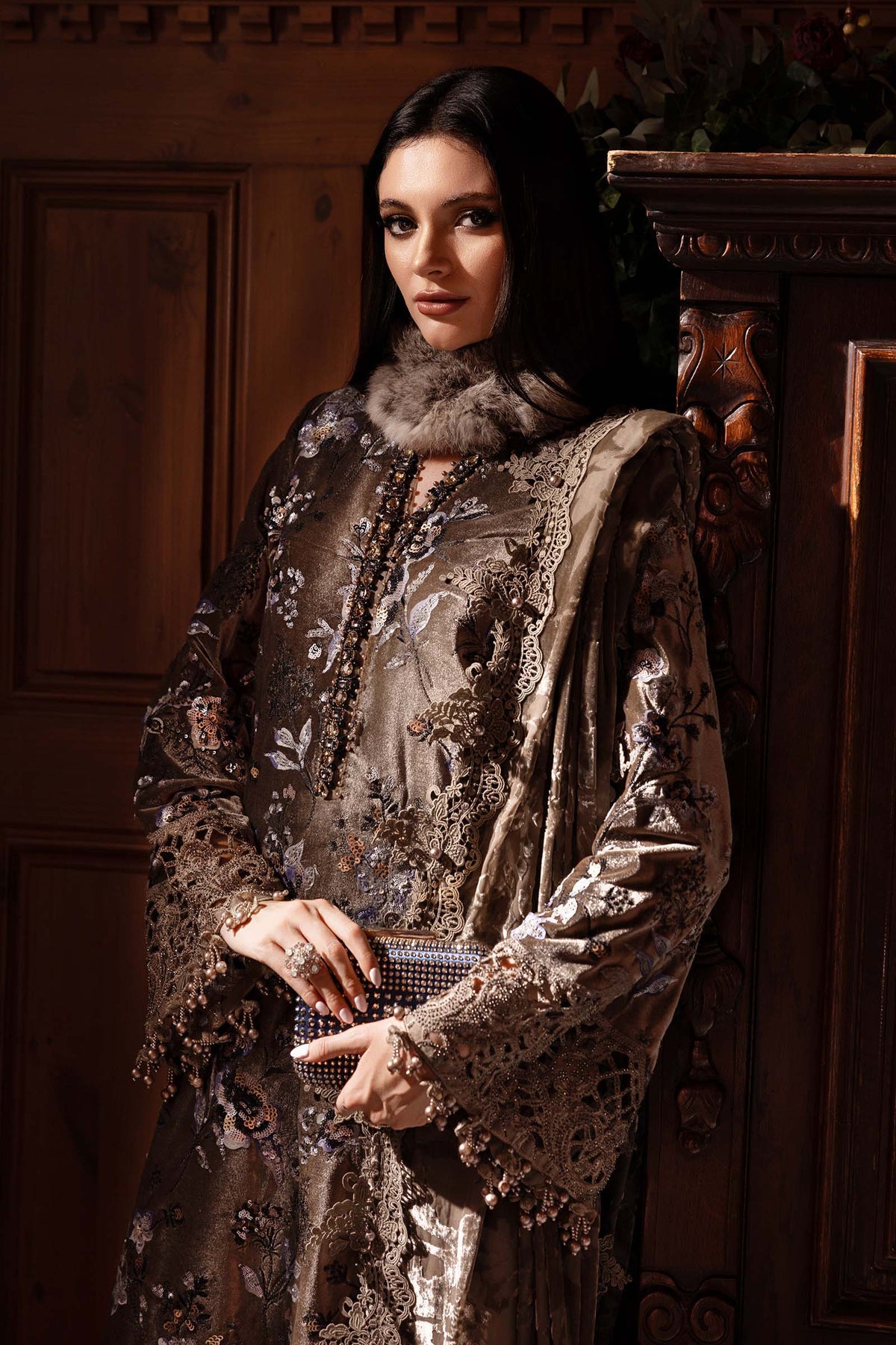 Maria.B Winter Luxe Embroidered Velvet Unstitched 3Pc Suit Palaichi Shawl