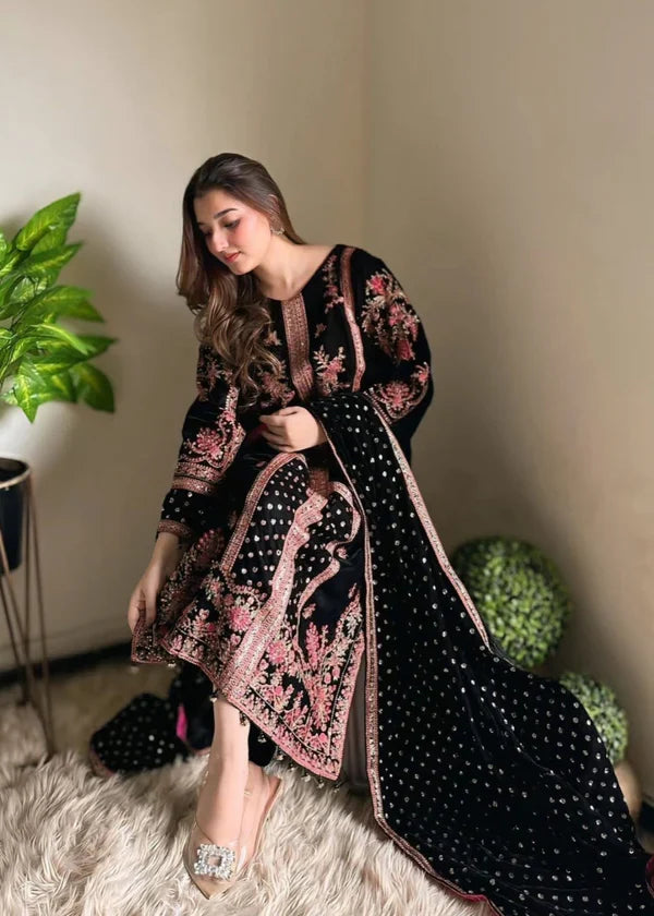 Aneelas Luxury Lawn Embroidered Suit 3 Piece Unstitched - Oceans Lawn