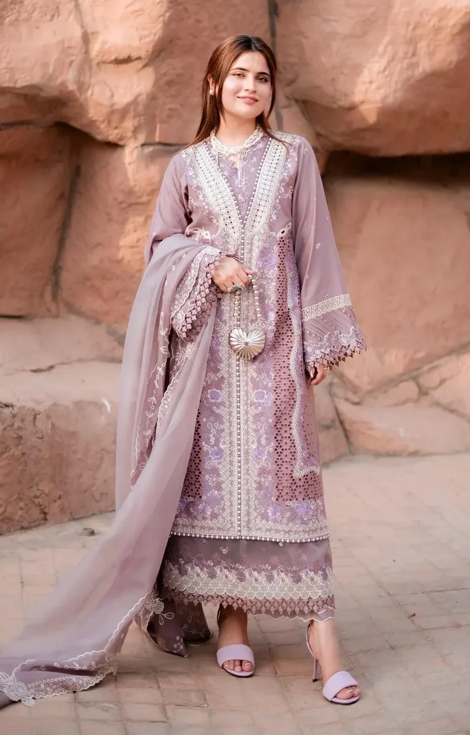 Bin Ilyas Luxury Lawn Chikankari Luxury Embroidered 3 Piece Suit