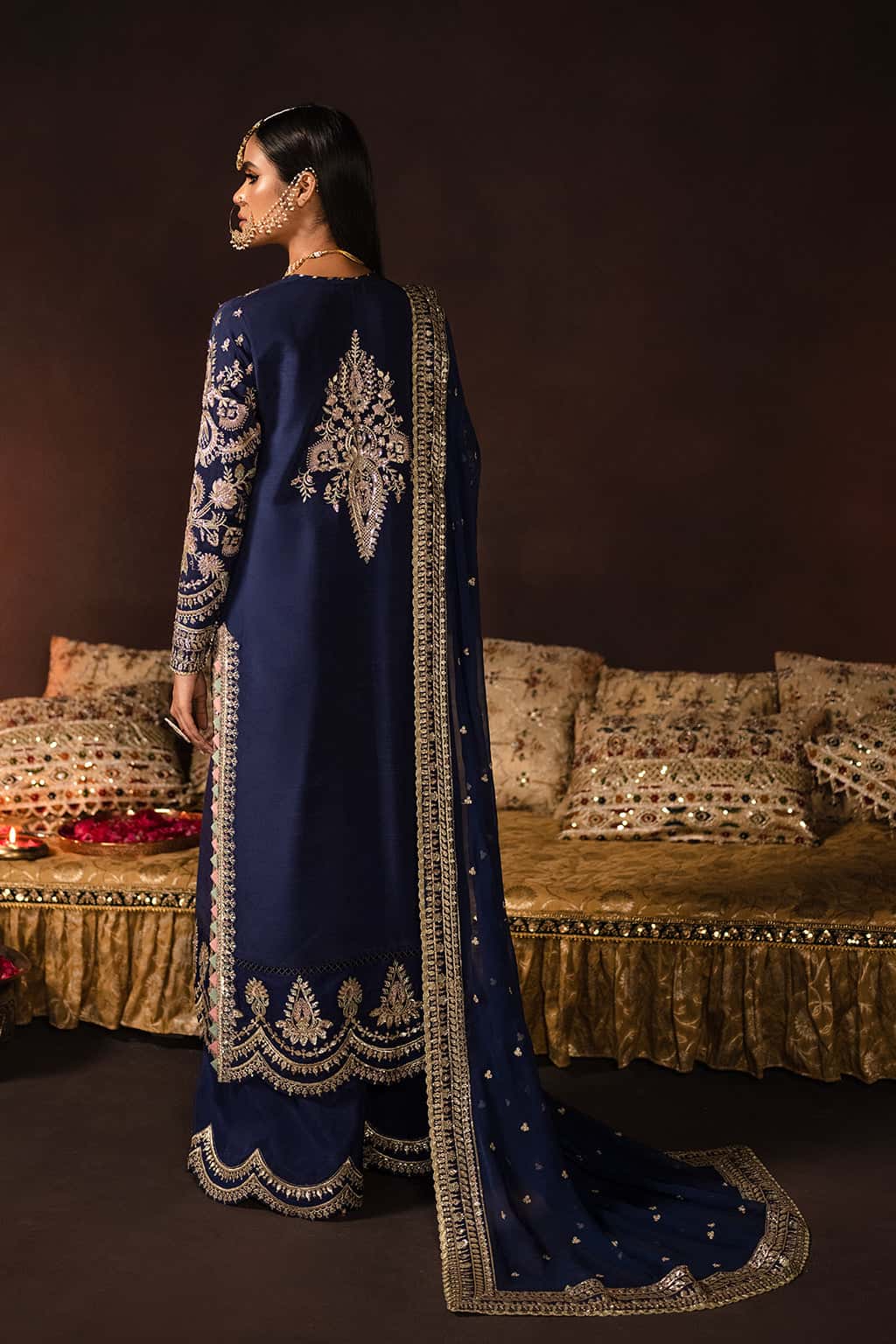 Afrozeh Divani Unstitched Embroidered Velvet 3 Pieces Suit AS - V1 - 01 MAYA