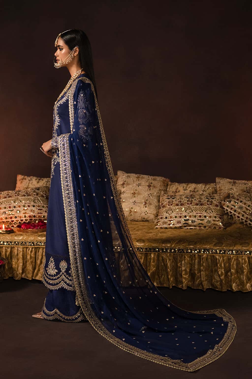 Afrozeh Divani Unstitched Embroidered Velvet 3 Pieces Suit AS - V1 - 01 MAYA