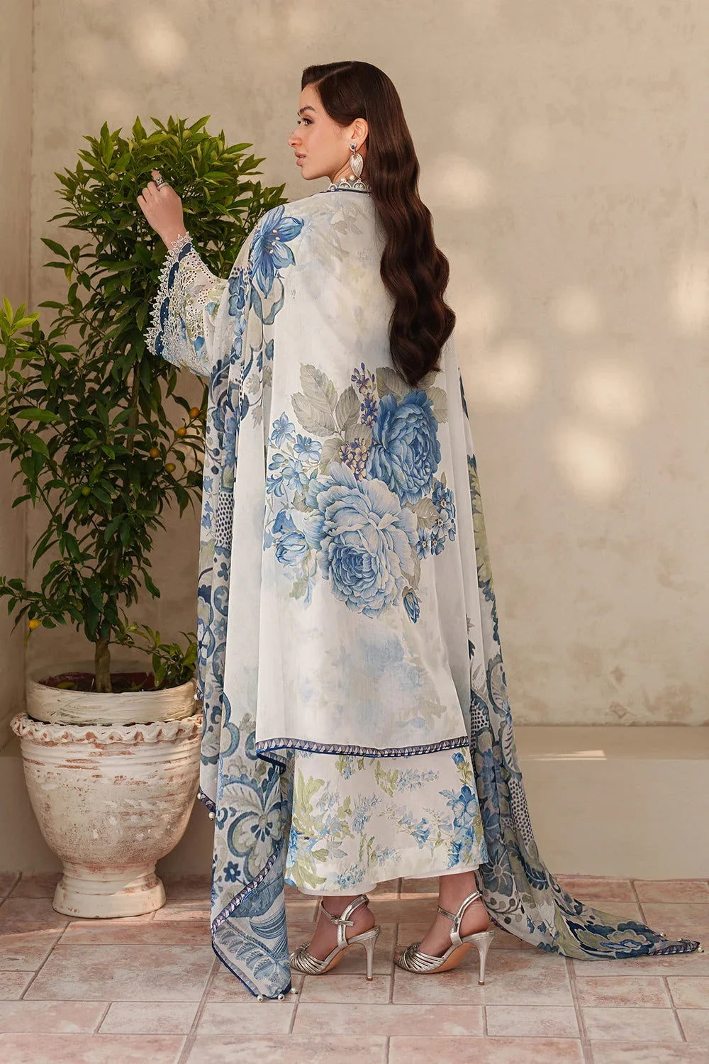 Baroque Chikankari Luxury Embroidered Swiss Lawn Unstitched 3Pc Suit