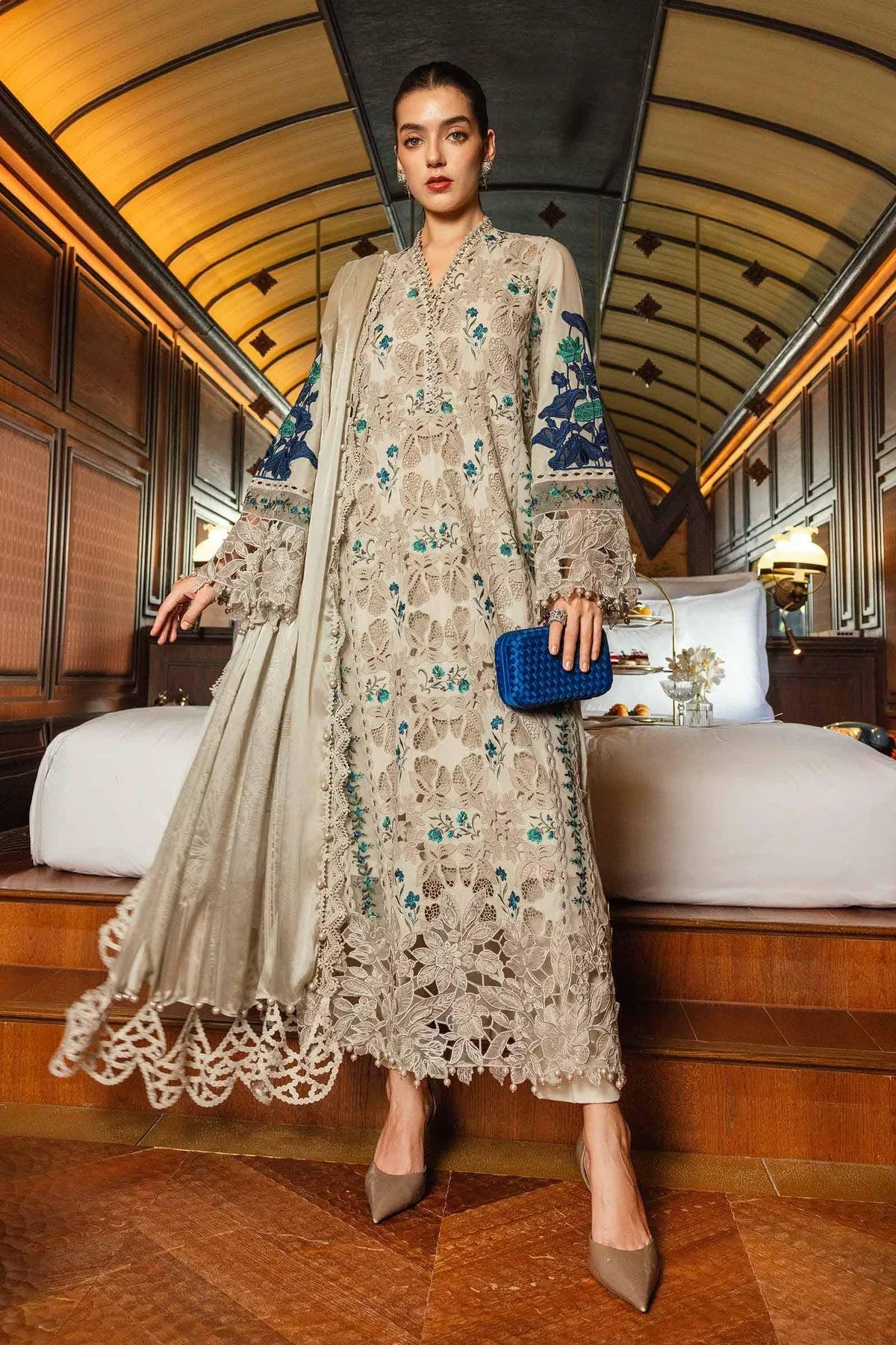 Maria B Luxury Embroidered Lawn 3Pc