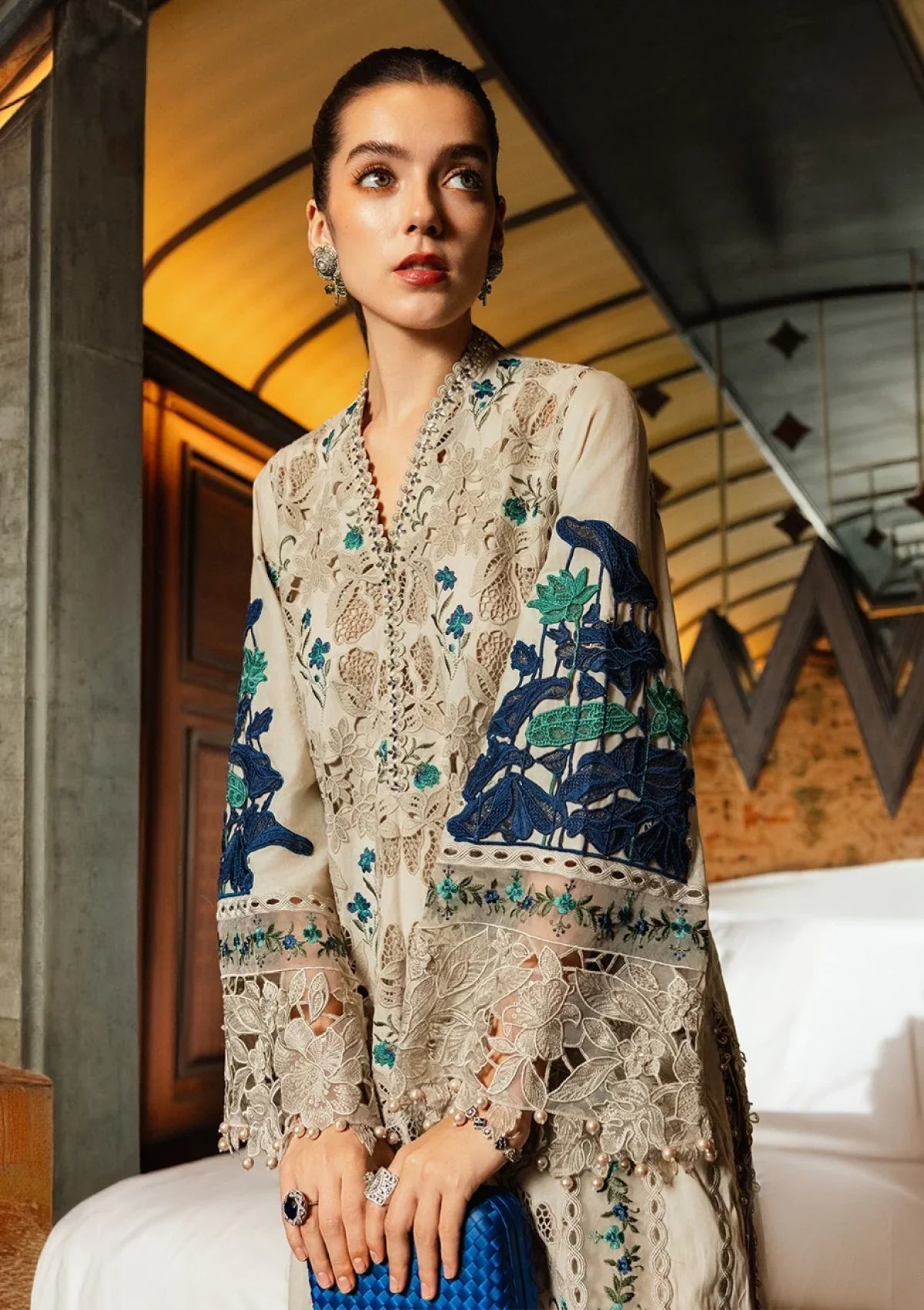 Maria B Luxury Embroidered Lawn 3Pc