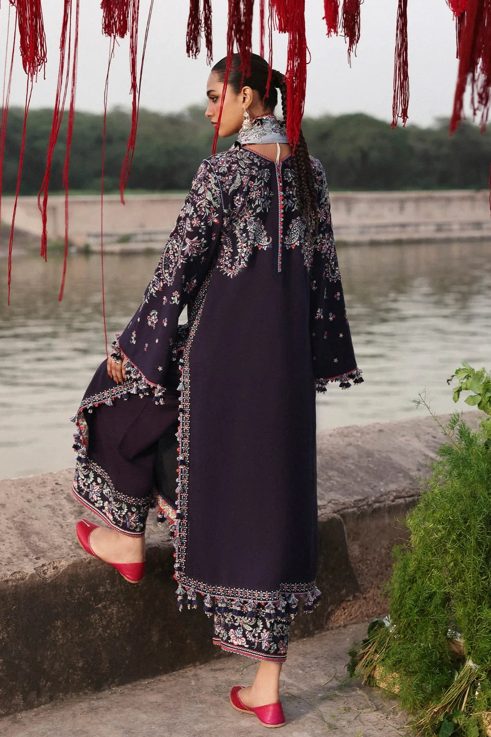 Hussain Rehar - Luxury Lawn Embroidered 3 Piece Unstitched - Rogue